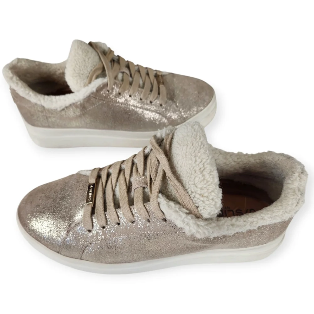 Gold Metallic Ninka J/Slides Waterproof Suede Fur Lined Platform Sneaker size 8